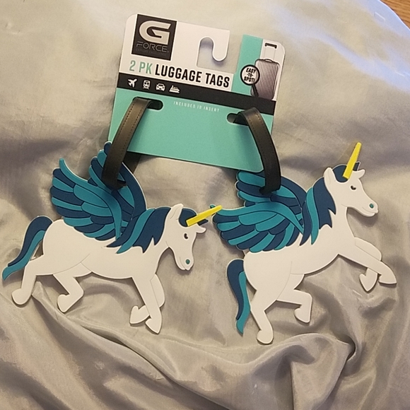 Unicorn winged luggage tag 2 PC set NWT - Picture 1 of 2